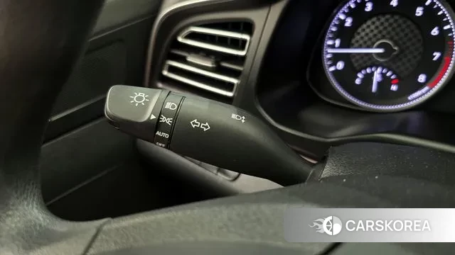 Hyundai The New Avante AD id 3055318 из Кореи 10