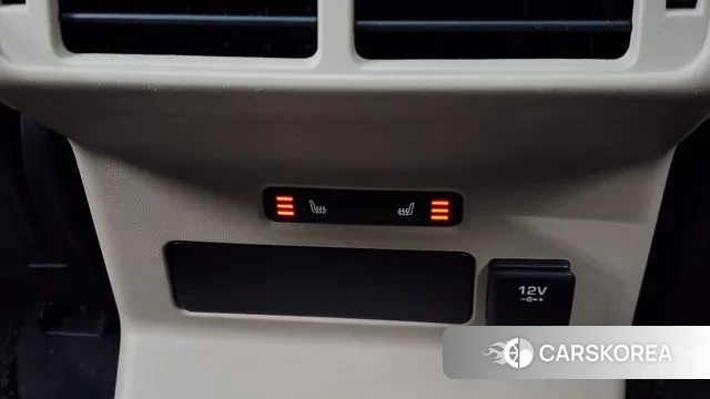 Land Rover Range Rover Velar id 3698928 из Кореи 10