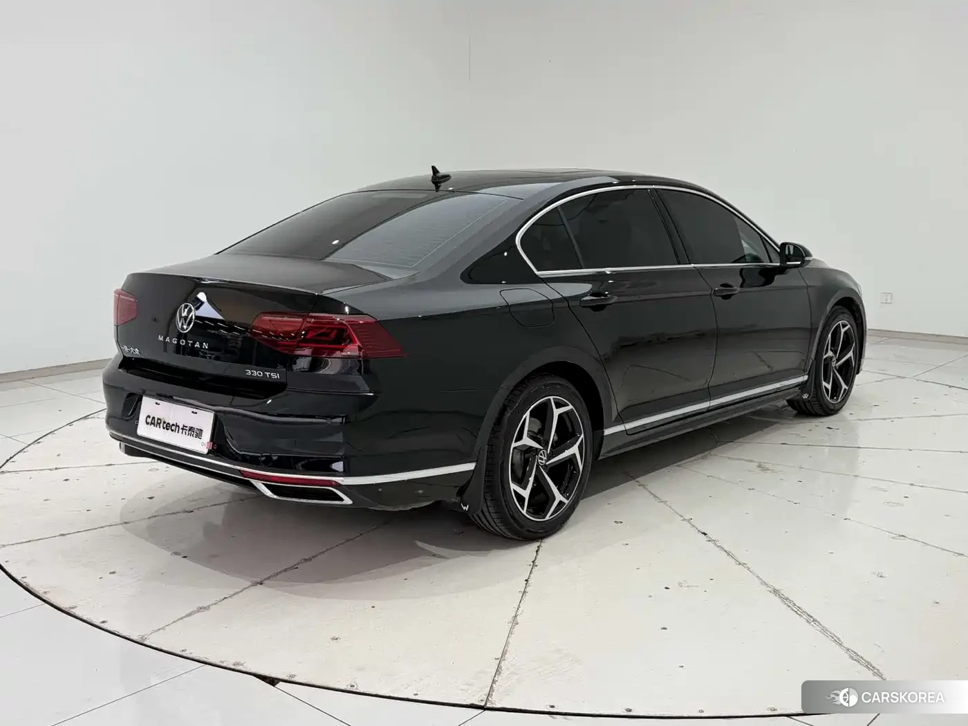 Volkswagen Magotan id 4628002 из Китая 10