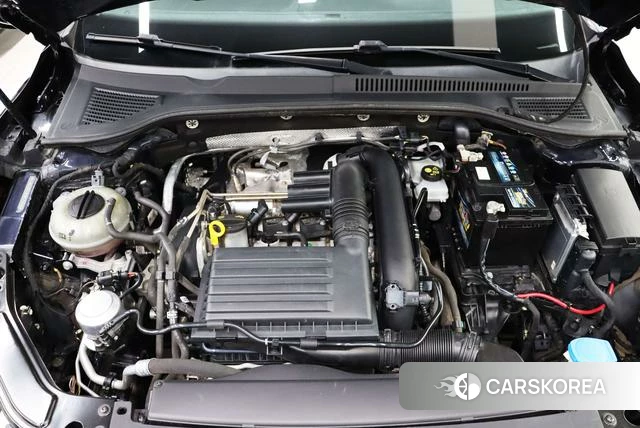 Volkswagen Passat id 4272742 из Китая 10