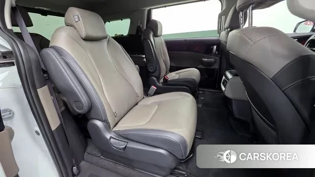 Kia The New Carnival 4th Generation id 3658943 из Кореи 10