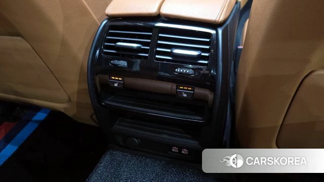 BMW 5 Series (G30) id 3852355 из Кореи 10