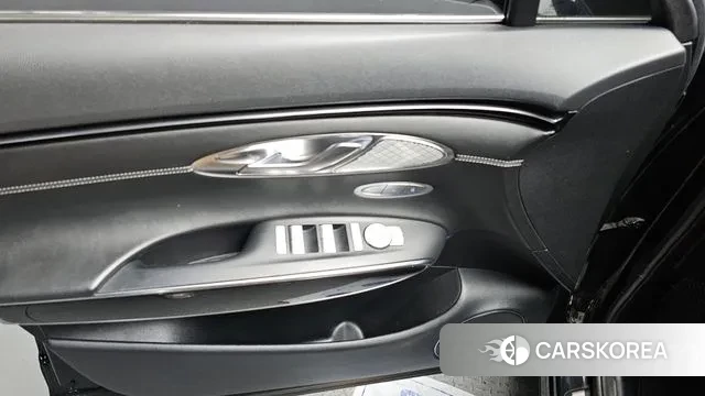 Genesis GV70 id 3735917 из Кореи 10