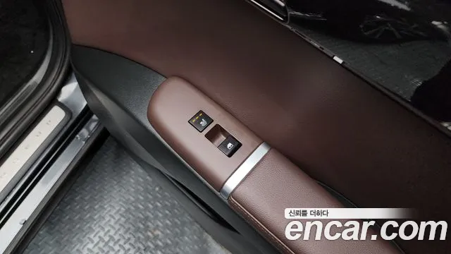 Hyundai Grandeur (GN7) id 2637854 из Кореи 10