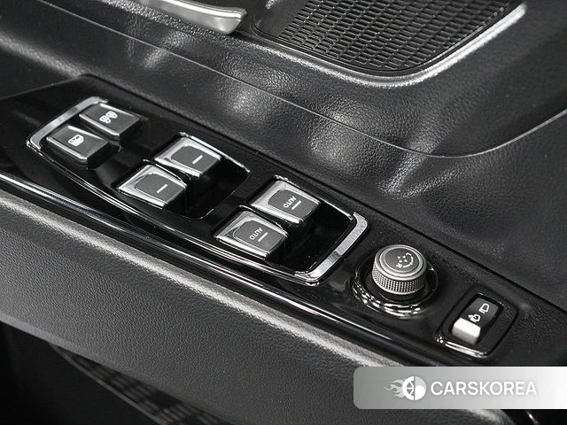 Ssangyong Beautiful Korando id 3839720 из Кореи 10