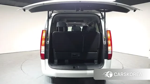 Hyundai Staria id 3763599 из Кореи 10