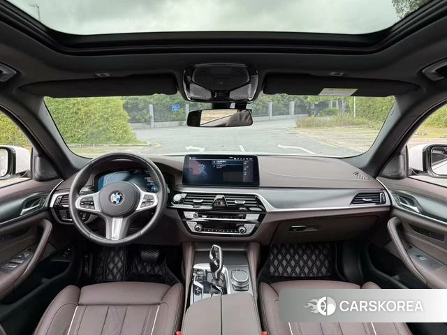 BMW 5 series PHEV id 4277253 из Китая 10