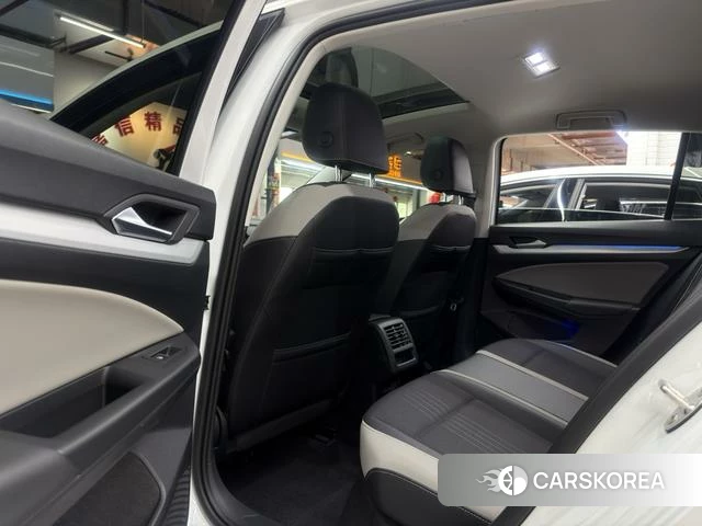 Volkswagen Golf id 4335001 из Китая 10
