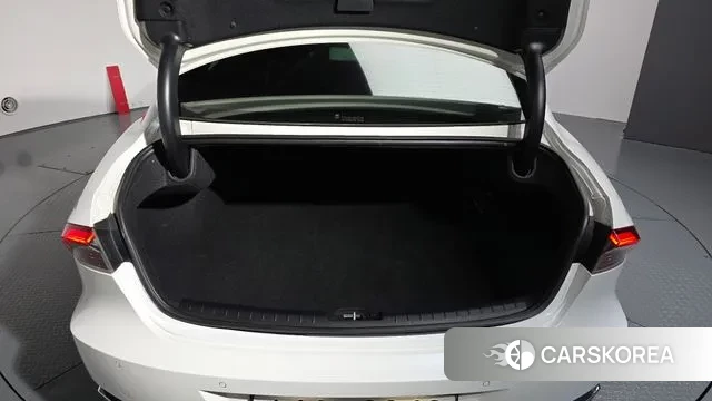 Hyundai The New Grandeur IG Hybrid id 3192890 из Кореи 10