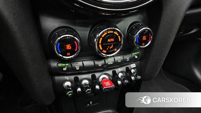 Mini Cooper Convertible id 4280471 из Кореи 10