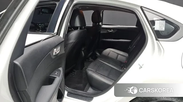 Kia Come New K3 id 3651332 из Кореи 10