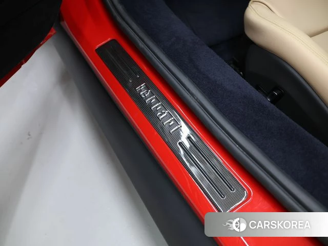 Ferrari 296 GTB id 4629238 из Кореи 10