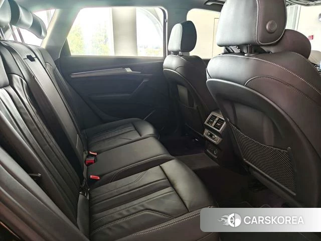 Audi Q5L id 4258210 из Китая 10