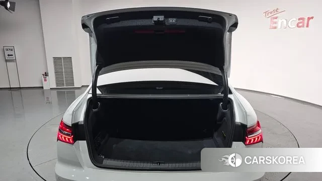 Audi A6 (C8) id 3488772 из Кореи 10