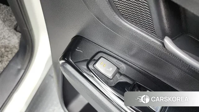 Ssangyong Beautiful Korando id 3513337 из Кореи 10