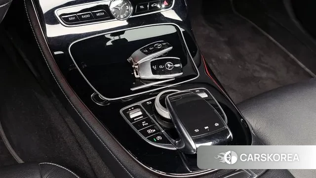 Mercedes-Benz E-Class W213 id 3546721 из Кореи 10