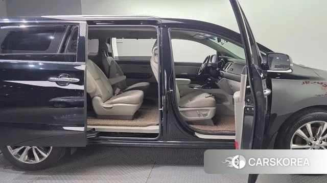 Kia The New Carnival id 3307974 из Кореи 10