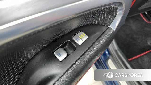 Genesis G70 id 3899921 из Кореи 10