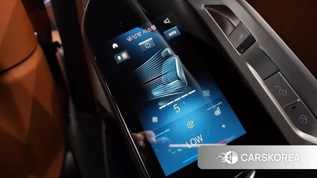 BMW 7 Series (G70) id 3016098 из Кореи 10