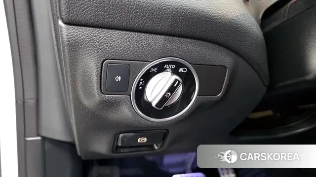 Mercedes-Benz CLA-Class C117 id 3709324 из Кореи 10