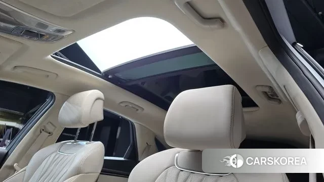 Genesis GV70 id 3493578 из Кореи 10