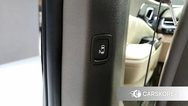 Kia Carnival 4th generation id 3818226 из Кореи 10