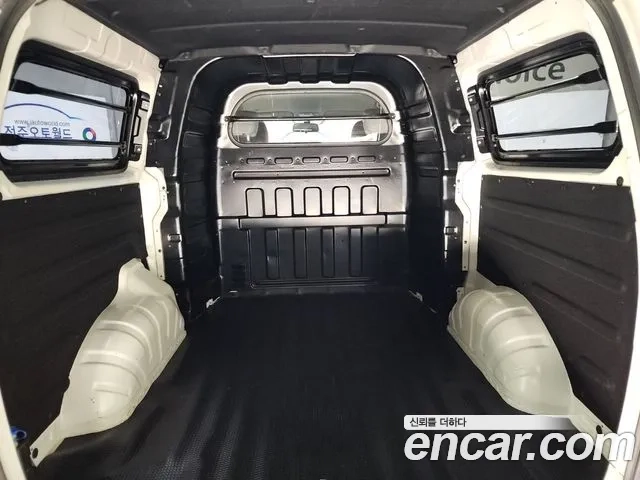 Hyundai The New Grand Starex id 2956354 из Кореи 10