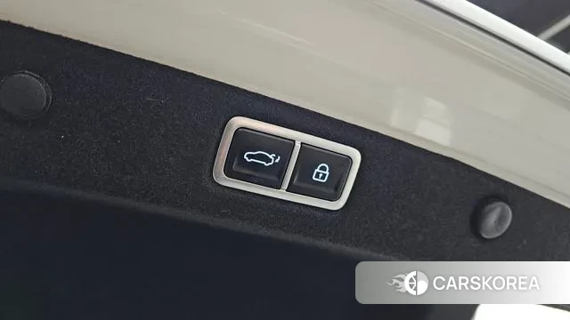 Hyundai Grandeur Hybrid (GN7) id 3410663 из Кореи 10