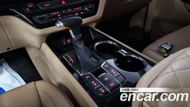 Kia The New Carnival id 2576159 из Кореи 10