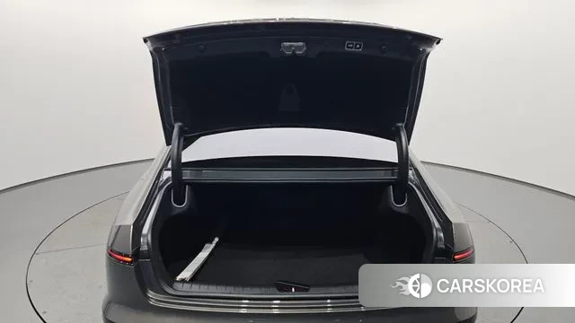 Hyundai Grandeur (GN7) id 3576650 из Кореи 10