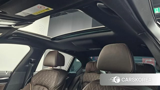 BMW 7 Series (G11) id 3844325 из Кореи 10