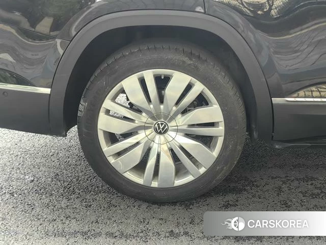 Volkswagen Tourang id 4367419 из Китая 10