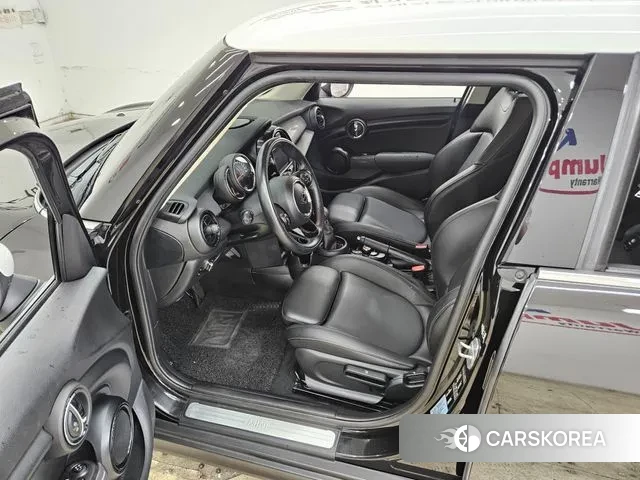 Mini Cooper id 3024234 из Кореи 10