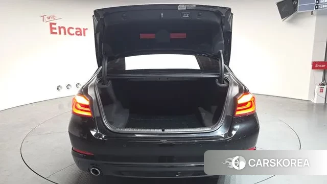 BMW 5 Series (G30) id 3779275 из Кореи 10