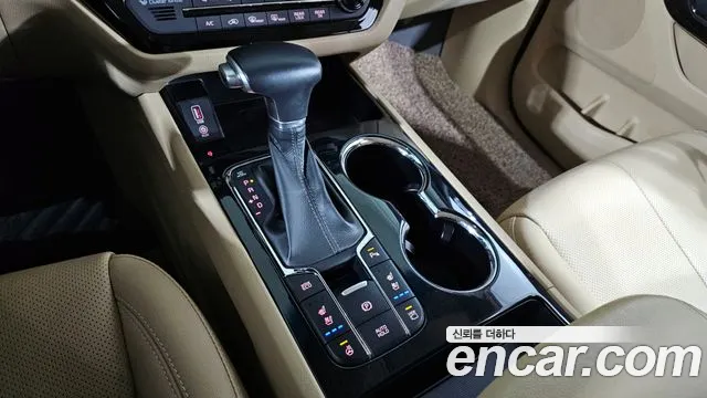 Kia The New Carnival id 2682059 из Кореи 10