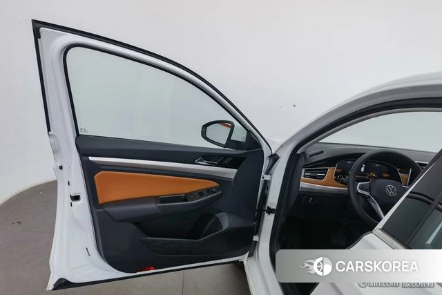 Volkswagen Bora id 4258512 из Китая 10