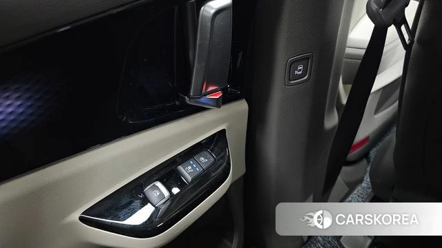Kia Carnival 4th generation id 4481137 из Кореи 10