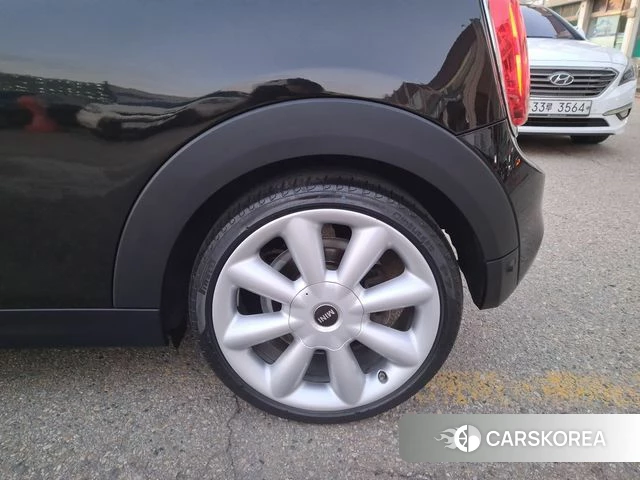 Mini Cooper S id 4245217 из Кореи 10