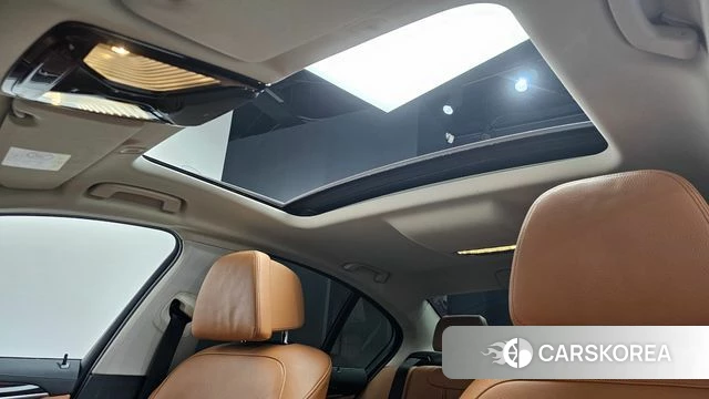 BMW 5 Series (G30) id 3800314 из Кореи 10