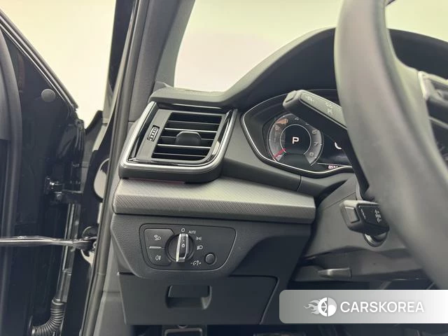 Audi Q5L id 4257822 из Китая 10