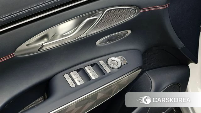 Genesis GV70 id 4309911 из Кореи 10