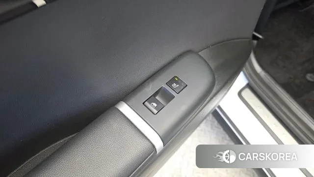 Hyundai Grandeur (GN7) id 3634502 из Кореи 10