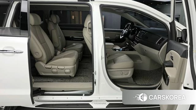 Kia The New Carnival id 4424848 из Кореи 10