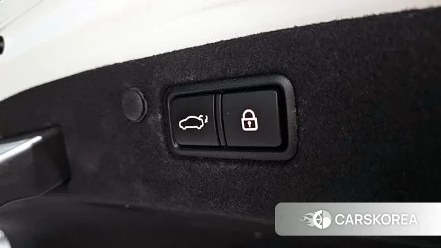 Hyundai The New Grandeur IG Hybrid id 3597699 из Кореи 10