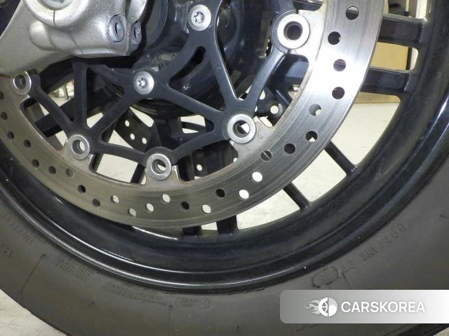 Triumph ROCKET 3 R id 3946665 из Японии 10
