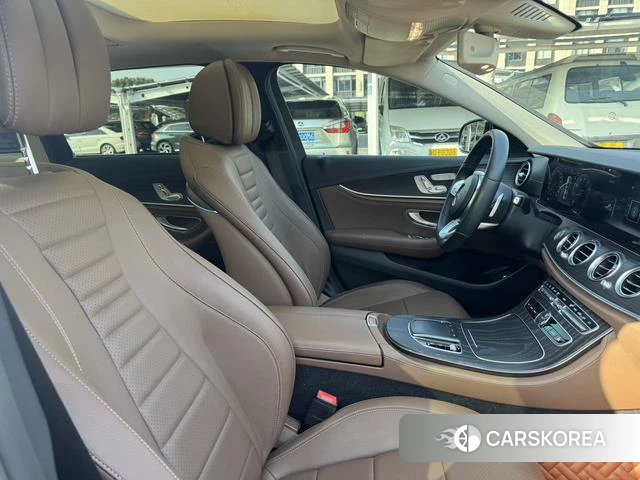 Mercedes-Benz E-class id 4210859 из Китая 10