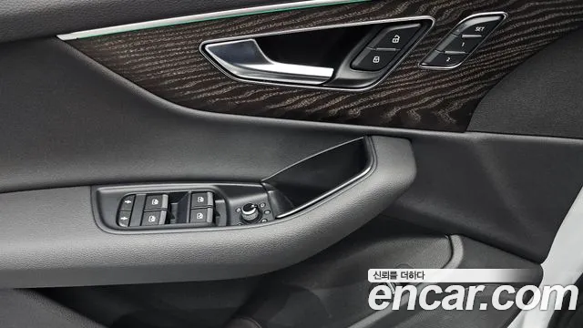 Audi Q7 (4M) id 2848934 из Кореи 10