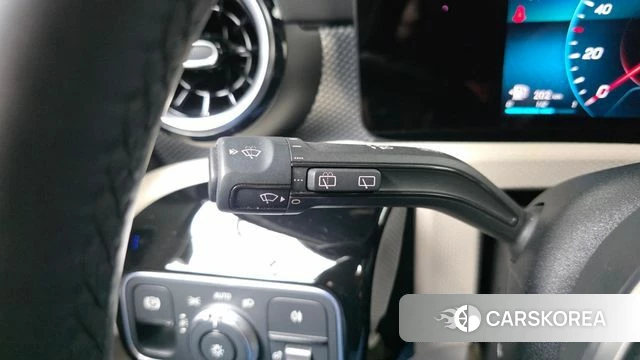 Mercedes-Benz A-Class W177 id 4383613 из Кореи 10