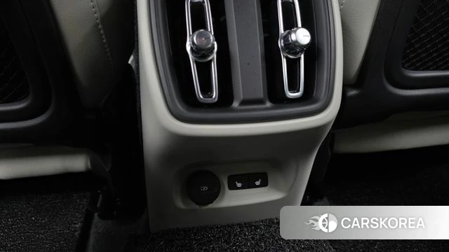 Volvo XC40 id 4630218 из Кореи 10