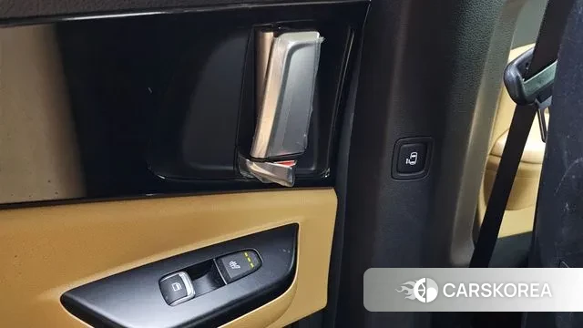 Kia Carnival 4th generation id 3453929 из Кореи 10